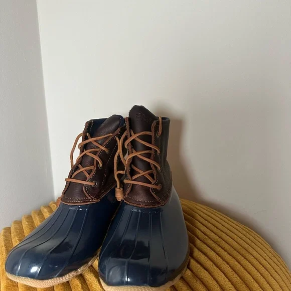 Sperry Duck Boots - Picture 10 of 11
